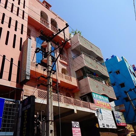 Sri Sai Residency Hotell Tirupati Eksteriør bilde